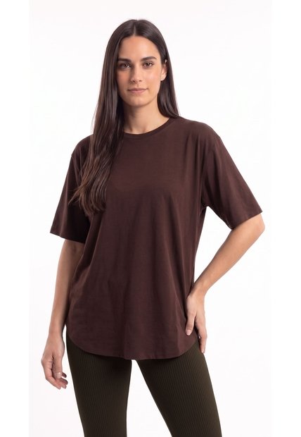 Camiseta Deportiva Café Con Ruedo Redondeado Para Mujer