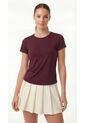 Camiseta Deportiva Burgundy Para Mujer de Belife