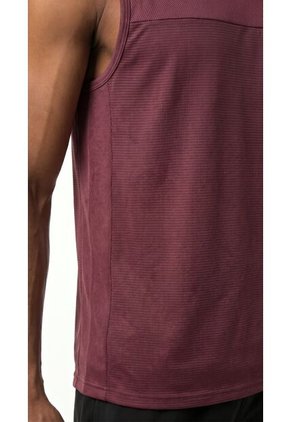Camiseta Deportiva Burgundy Manga Sisa Para Hombre