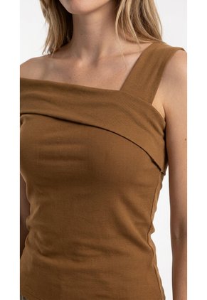 Blusa Tabaco Manga Sisa Con Escote Asimétrico Para Mujer
