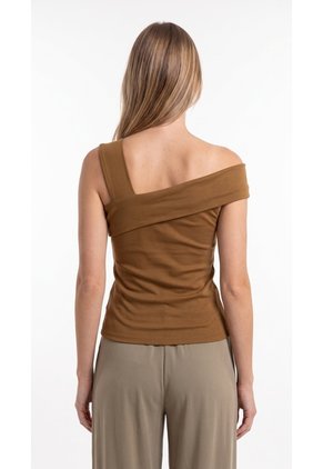 Blusa Tabaco Manga Sisa Con Escote Asimétrico Para Mujer