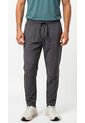 Pantalón Deportivo Gris Oscuro Para Hombre de Belife