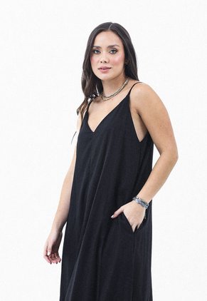 Vestido Largo Negro Con Cargaderas Sesgadas Para Mujer Belife