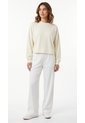 Buzo Deportivo Ivory Silueta Corta Para Mujer de Belife