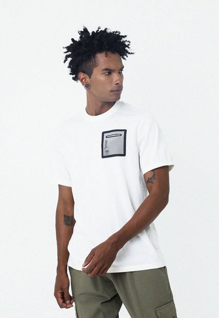 Camiseta Blanca Con Bolsillo En Malla Para Hombre Belife