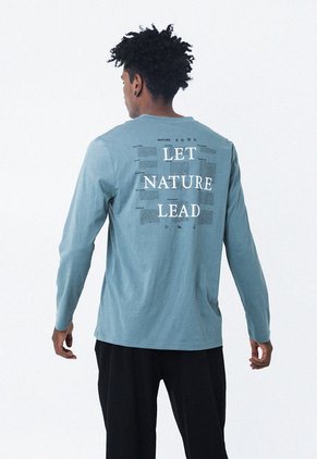 Camiseta Manga Larga Verde Con Estampado Frontal Para Hombre Belife