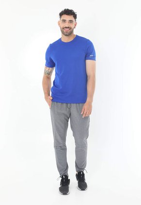 Camiseta Deportiva Azul Con Detalle Reflectivo En Manga Para Hombre Belife.-