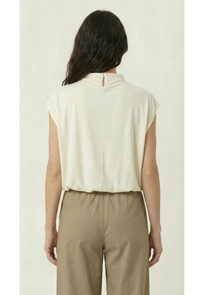Blusa Manga Sisa Ivory Cuello Alto Mujer