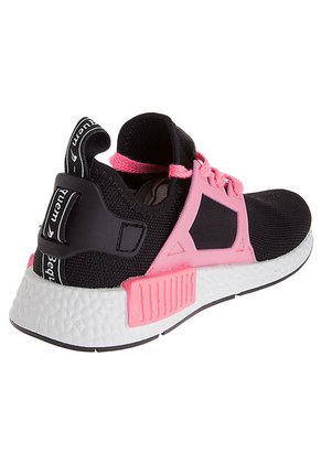 Lifestyle Negro-Fucsia BEQUEM