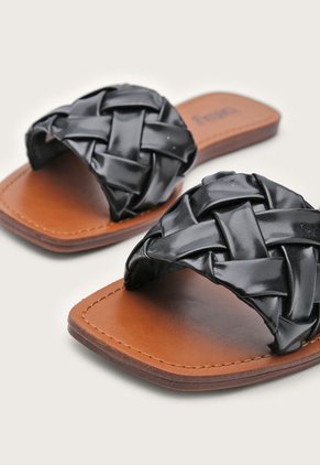 Sandalias Betsy Negro