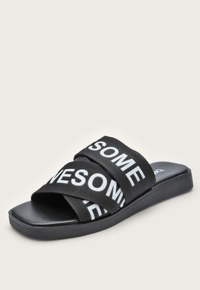 Playeras Betsy Negro