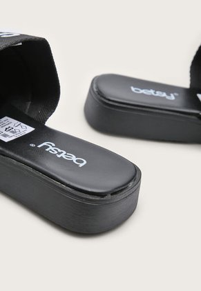 Playeras Betsy Negro