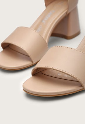 Sandalia Tacón Nude Betsy