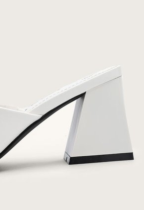 Sandalia Tacón Blanco Betsy