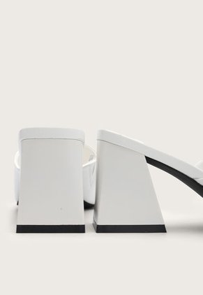 Sandalia Tacón Blanco Betsy