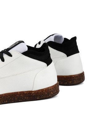 Tenis Blanco X Negro Blanco Perla BPB-232