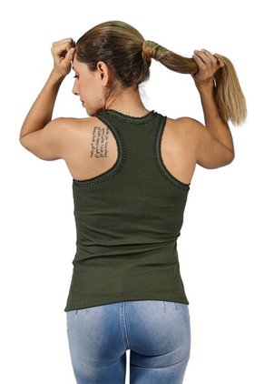 Blusa Color Verde Militar Para Dama Con Tiras En Encaje Y Escote Con Encaje Emma
