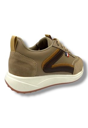 Tenis Beige Deportivo Hombre Bont 522