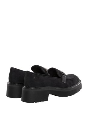 Mocasines Para Mujer Caressa Negro Bosi