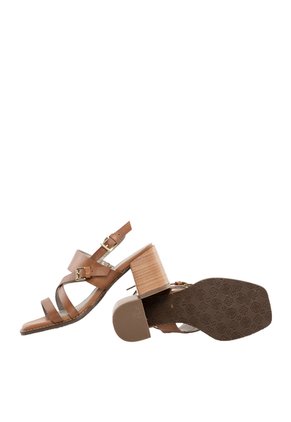 Sandalias Para Mujer Chenoa Canela Bosi