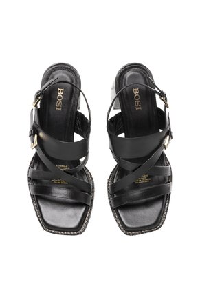 Sandalias Para Mujer Chenoa Negro Bosi