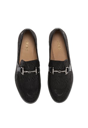 Mocasines Para Mujer Claus Negro Bosi