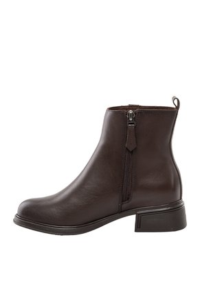 Botines Para Mujer Beryl Cafe Bosi