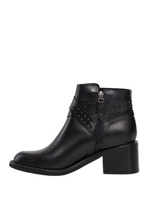 Botines Para Mujer Brianne Negro Bosi