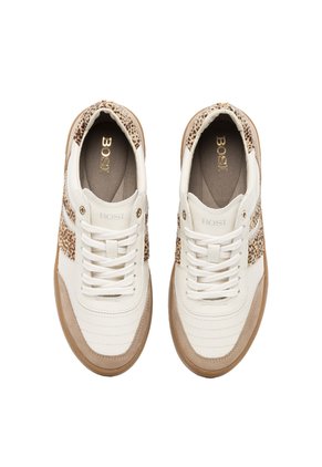 Tenis Para Mujer Agata Combinado Bosi