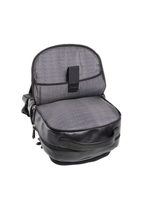 Morral En Cuero Para Hombre Darmian Negro Bosi