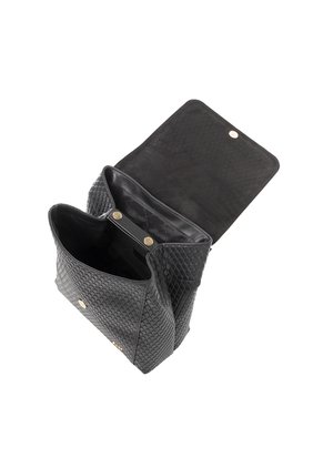 Morral En Cuero Para Mujer Solange Negro Bosi