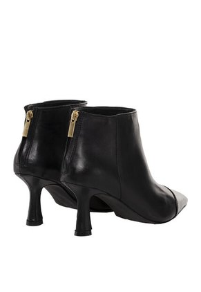 Botines Para Mujer Chelye Negro Bosi
