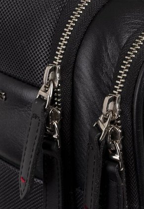 Morral Para Hombre Rossi Negro Bosi