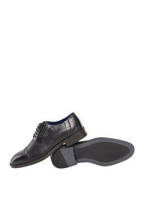 Zapatos Formales Para Hombre Cruyf Negro Bosi