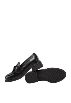 Mocasines Para Mujer Winda Negro Bosi