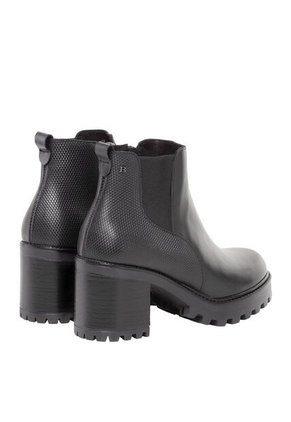 Botines Para Mujer Kerri Negro Bosi