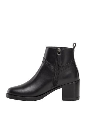 Botines Para Mujer Gaele Negro Bosi