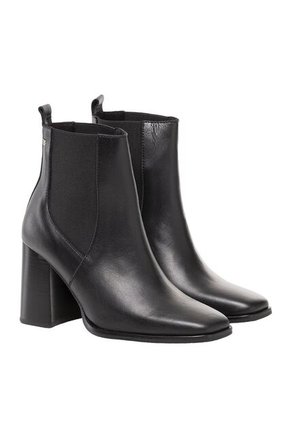 Botines Para Mujer Gilian Negro Bosi