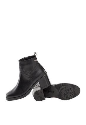 Botines Para Mujer Gaele Negro Bosi
