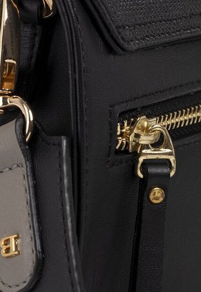 Bolso Para Mujer Alegra Negro Bosi