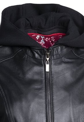 Chaqueta Para Mujer Cinthya Negro Bosi