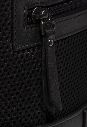 Morral Para Hombre Danilo Negro Bosi