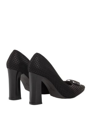 Tacones Para Mujer Juana Negro Bosi