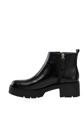 Botín Calesi Negro Bosi