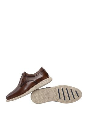 Zapatos Casuales Para Hombre Sindelar Miel Bosi