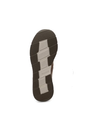 Zapatos Brahma Hombre KJ3185 Taupé