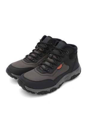 BOTAS BRAHMA HOMBRE TF3786 Talla 42