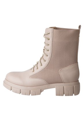 Botas De Combate Elvys Para Mujer Beige Brash 196896 Payless
