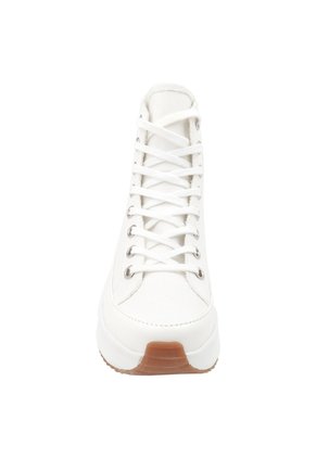 Tenis Monster High Top Para Mujer Blanco Brash 192212