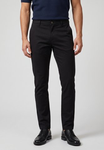 Pantalón Chino Brooksfield Slim Fit Negro Brooksfield